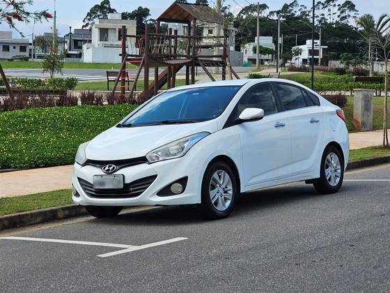 HYUNDAI HB20S 1.6 PREMIUM 16V FLEX 4P AUTOMÁTICO